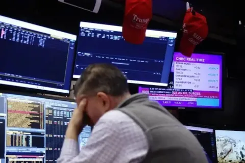 Pasar Saham Negara Berkembang Tertekan: Konflik AS-Iran dan Aksi Ambil Untung Saham Teknologi