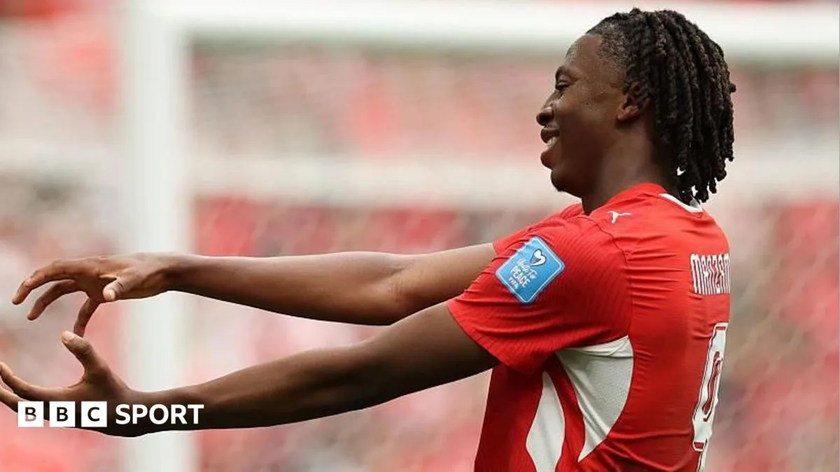 Aston Villa Pecahkan Rekor Transfer: Datangkan Johan Manzambi dari Freiburg