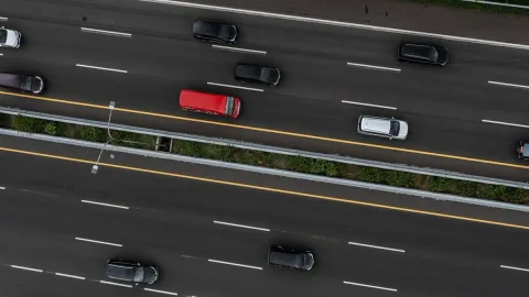 Lane Hogger di Tol: Pelanggaran yang Sering Diabaikan, Polisi Turun Tangan