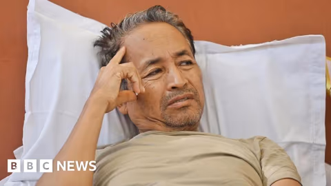 Aktivis India yang Mogok Makan 20 Hari Dibawa Paksa ke Rumah Sakit