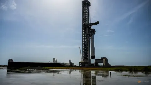 Gagal Meluncur, SpaceX Kehilangan Rp1.600 Triliun dalam Sehari