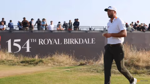 Sam Burns: Dari Ruang Bersalin ke Puncak The Open, Istri Jadi Kunci