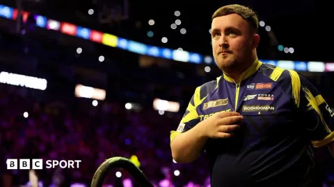 Littler Tampil Ganas di Laga Perdana, Pertahankan Gelar World Matchplay