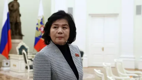 Menteri Luar Negeri Korea Utara Terbang ke Moskow: Perkuat Poros Militer dengan Rusia