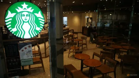 Kontroversi Promo 'Tank Day' Berujung pada Pembentukan Serikat Pekerja Starbucks Korea