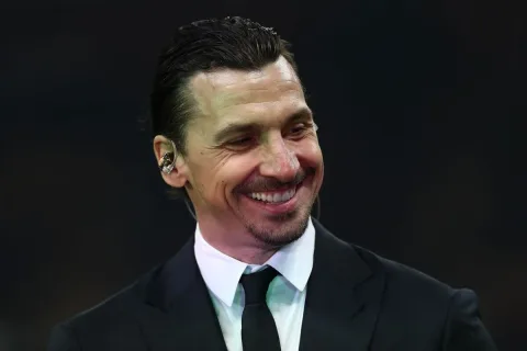 Ibrahimovic Kecam Harga Gila Morgan Rogers: Bukan Semua Pemain Layak Rp2 Triliun