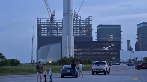 SpaceX Kembali Tunda Peluncuran Starship, Elon Musk Beri Sinyal Berbeda