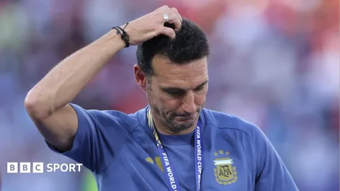 Tangis Scaloni di Konferensi Pers: Masa Depan Pelatih Argentina di Ujung Tanduk