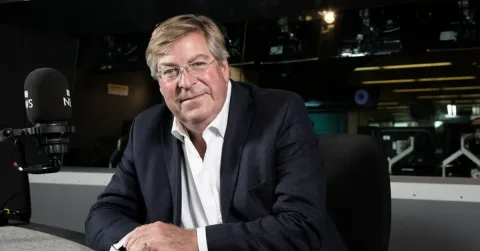 Edward Stourton, Wajah Berita BBC yang Tak Lekang Zaman, Tutup Usia
