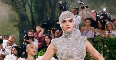 Cara Delevingne Buka Suara: Era Modelling Penuh Bahaya dan Pelecehan Seksual