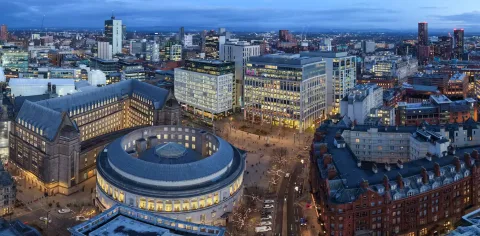 Manchesterism: Model Tata Kelola Lokal yang Mampu Bertahan Lebih Lama dari Pemimpinnya