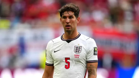 Arsenal Bidik Maxence Lacroix sebagai Pengganti Saliba: Pilihan Lebih Tepat dari Stones atau Konsa?