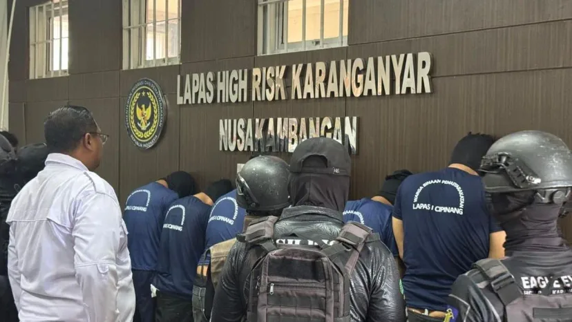79 Napi Berbahaya dari Makassar Dievakuasi ke Nusakambangan