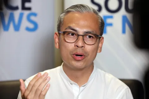 Bocornya Tagihan Ponsel Selebgram: Menteri Komunikasi Malaysia Panggil Operator Seluler