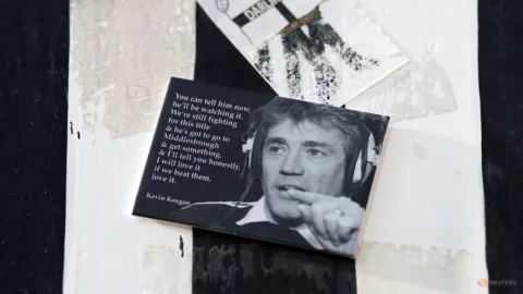 Kevin Keegan Tutup Usia: Legenda Sepak Bola yang Hidup untuk Suporter