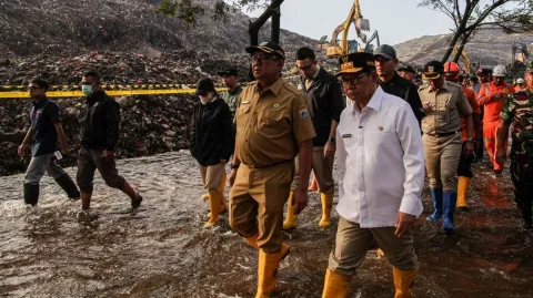Truk Sampah ke Bantargebang Berkurang, Pramono Klaim Gerakan Pilah Sampah Mulai Berbuah
