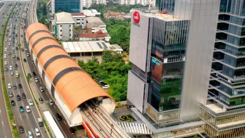 Efisiensi Beban Dorong Laba ADHI Naik 12,5% Meski Pendapatan Merosot