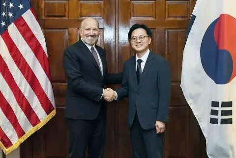 Menjelang Keputusan Tarif AS, Menteri Perindustrian Korea Selatan Terbang ke Washington