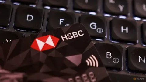 HSBC Integrasi Hang Seng Bank: Tujuh Fungsi Kunci Dipimpin Tunggal
