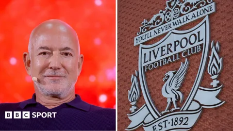 Jeff Bezos Dikabarkan Masuk Konsorsium Investasi Liverpool: Sinyal Perubahan Kepemilikan?