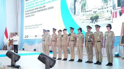 10 Wisudawan Terbaik IPDN: Anak Buruh hingga Pedagang, Bukti Rekrutmen Tanpa KKN