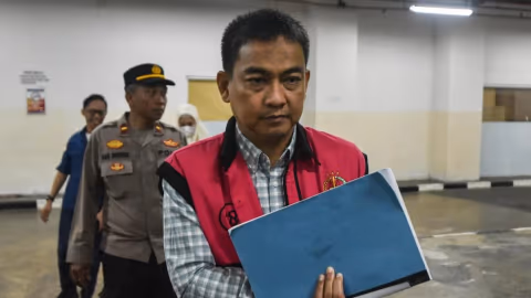 Komisi II Tutup Rapat Nama Pengganti Anggota Ombudsman Tersangka Korupsi