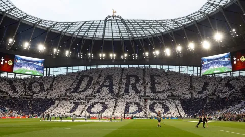 De Zerbi Akselerasi Karier Mason Melia: Bintang Muda Tottenham Siap Tur Pramusim