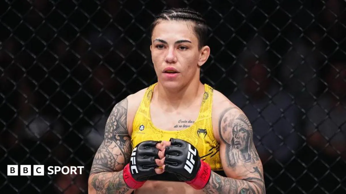 Mantan Juara UFC Jessica Andrade Jadi Kurir Demi Tambahan Penghasilan