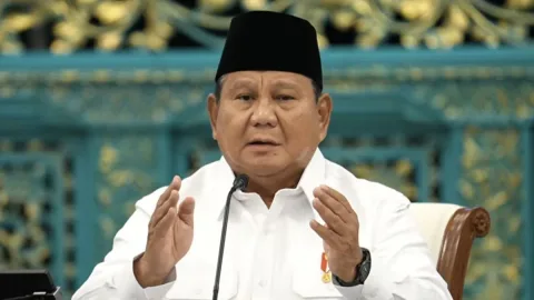 Prabowo: Ada Skenario Terencana Guncang Ekonomi, Ramalan Kolaps Terus Meleset