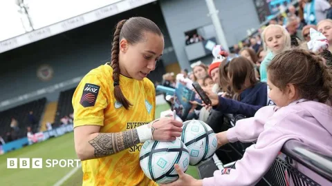 WSL di Persimpangan: Antara Euforia Penonton dan Krisis Pengalaman Suporter