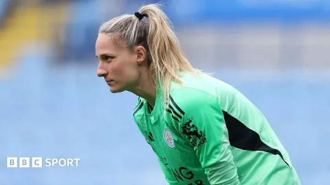 Manchester United Rekrut Kiper Janina Leitzig dari Leicester City