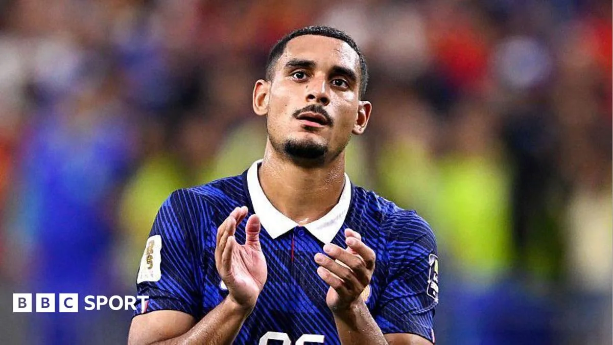 Chelsea Amankan Bek Timnas Prancis Lacroix dari Crystal Palace
