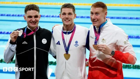 Rekor Baru Scott Hantarkan Skotlandia ke Puncak Klasemen Perdana Glasgow 2026