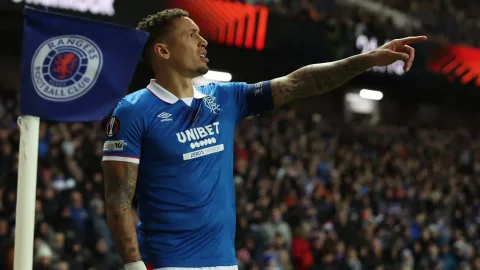 Dua Klub Premier League Siap Bajak Bek Legendaris Rangers James Tavernier