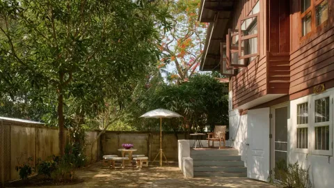 Little House Chiang Mai: Ketika Memori Masa Kecil dan Kriya Lokal Bersatu dalam Restorasi