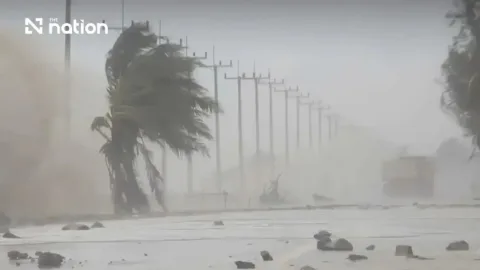 Thailand Siaga Banjir Bandang Lima Hari, Imbau Wisatawan Indonesia Waspada