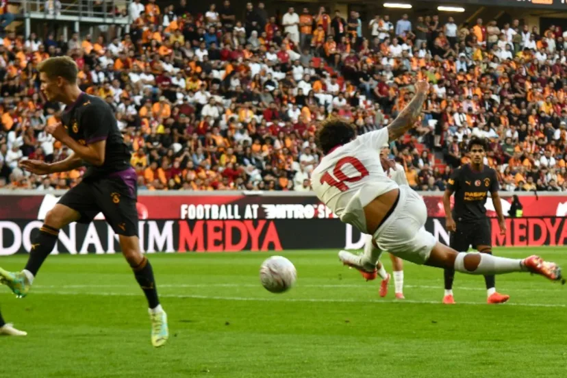 Monza Kejutkan Galatasaray di Laga Uji Coba, 2-0