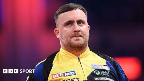 Littler Hancurkan van Duijvenbode, Siap Hadapi Price di Final World Matchplay