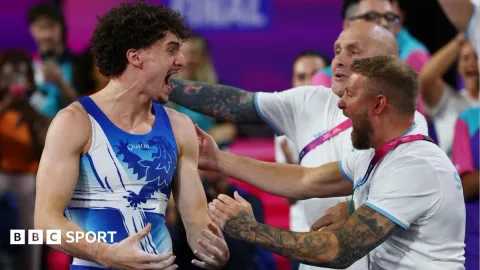 Impian Masa Kecil Terwujud: Reuben Ward Raih Emas All-Around Glasgow 2026