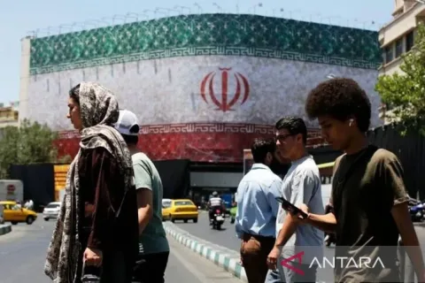 Jeda Serangan AS-Iran: Pakistan-Qatar Percepat Mediasi, Selat Hormuz Tetap Genting