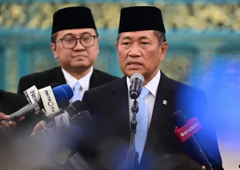 Universitas Republik Indonesia: Ambisi Cetak Pemimpin di Tengah Keraguan Regulasi