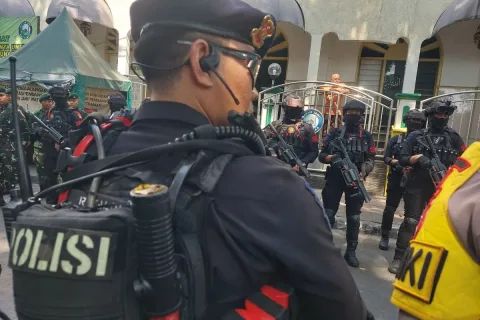 Bentrokan Tambak Berdarah: Sekolah di Menteng Tutup, Belajar Jarak Jauh Diterapkan