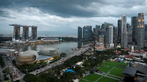 Boom AI Selamatkan Ekonomi Singapura dari Hantaman Tarif Trump dan Konflik Timur Tengah