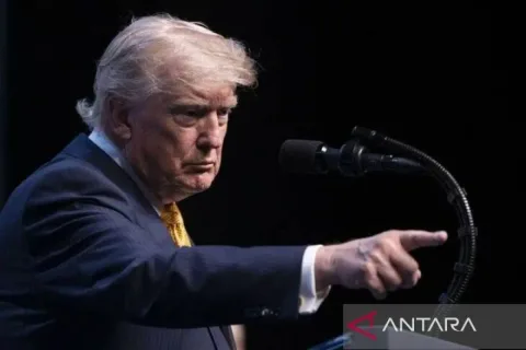 Jeda Serangan ke Iran: Trump Belum Tutup Opsi Militer, Diplomasi Mulai Diuji