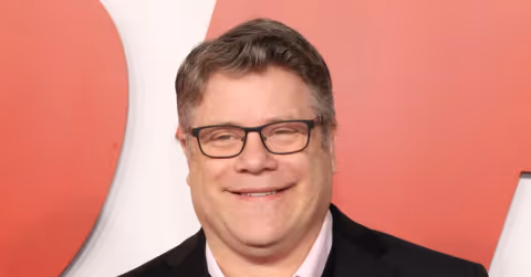 Sean Astin: Honor Lord of the Rings tak Sebanding, Sampai Harus Jual Rumah