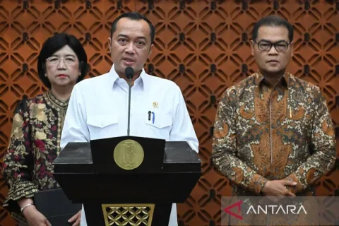 Perry Warjiyo Mundur dari Gubernur BI: Alasan Pribadi Tanpa Rinci, Stabilitas Moneter dalam Transisi