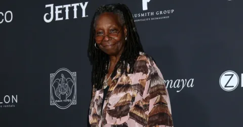 Whoopi Goldberg dan Deretan Bintang Tua Bakal Ramaikan Film Komedi Netflix Produksi Michelle Obama