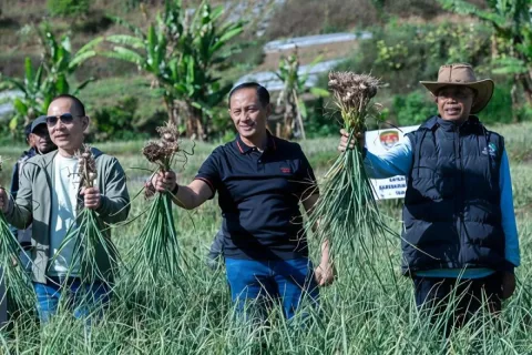 Polri Pacu Swasembada Pangan: Lahan Bawang Putih Sembalun Melonjak ke 534 Hektare