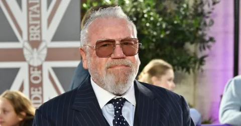 Ray Winstone dan Danny Dyer Kembali Beraksi dalam Film Gangster 'Going Under' Setelah 20 Tahun