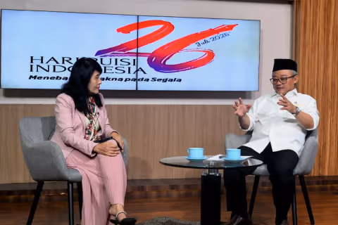 Sastra Kembali Jadi Tulang Punggung Pendidikan Karakter: Mendikdasmen Siapkan 5,5 Juta Buku Nonteks